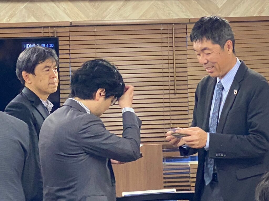 高橋秀仁さんの活動風景