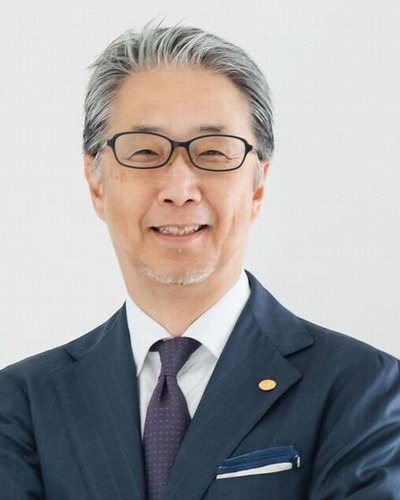 講師 伊藤康雄
